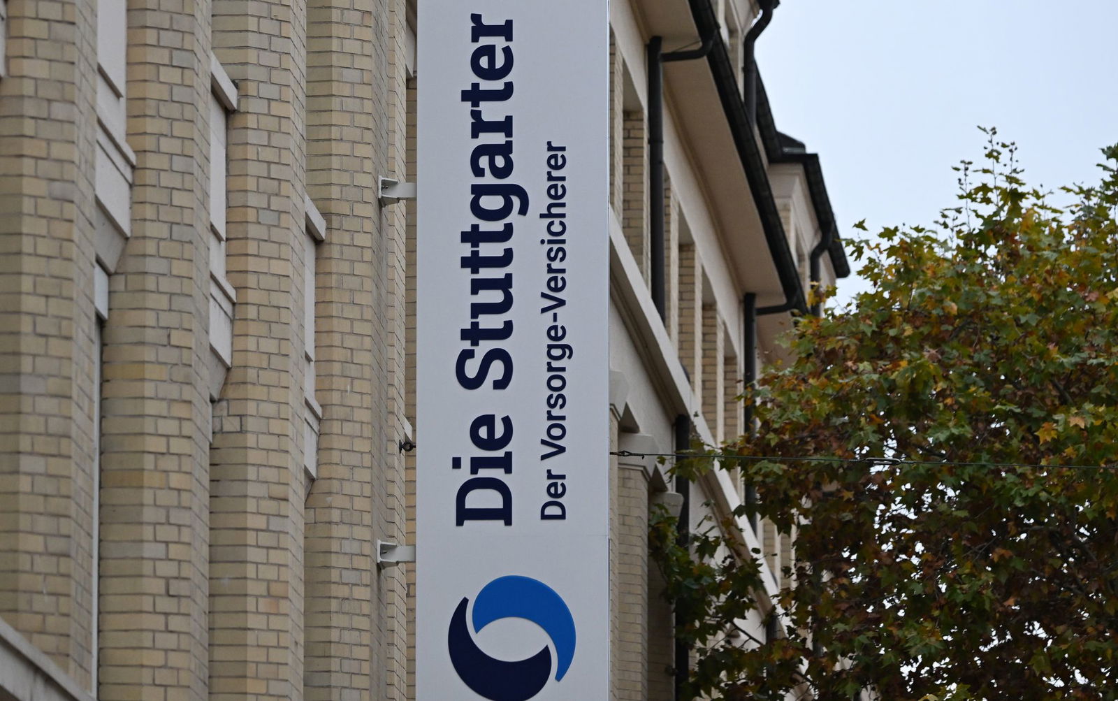 Die Stuttgarter hat insbesondere Lebens- und Unfallversicherungen im Angebot. (Archivbild)