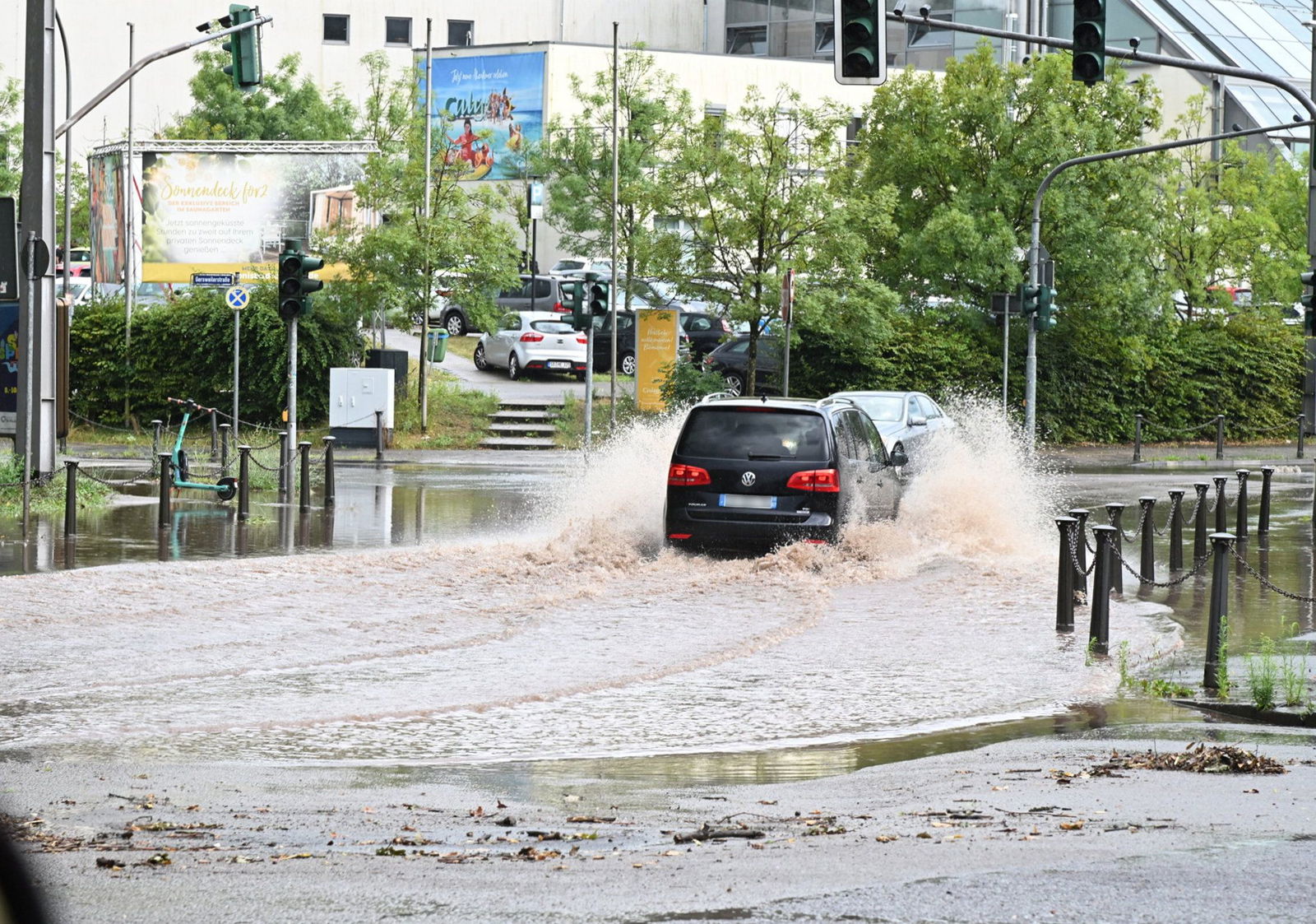 Die Feuerwehr in Saarbrücken meldete ein erhöhtes Einsatzaufkommen.