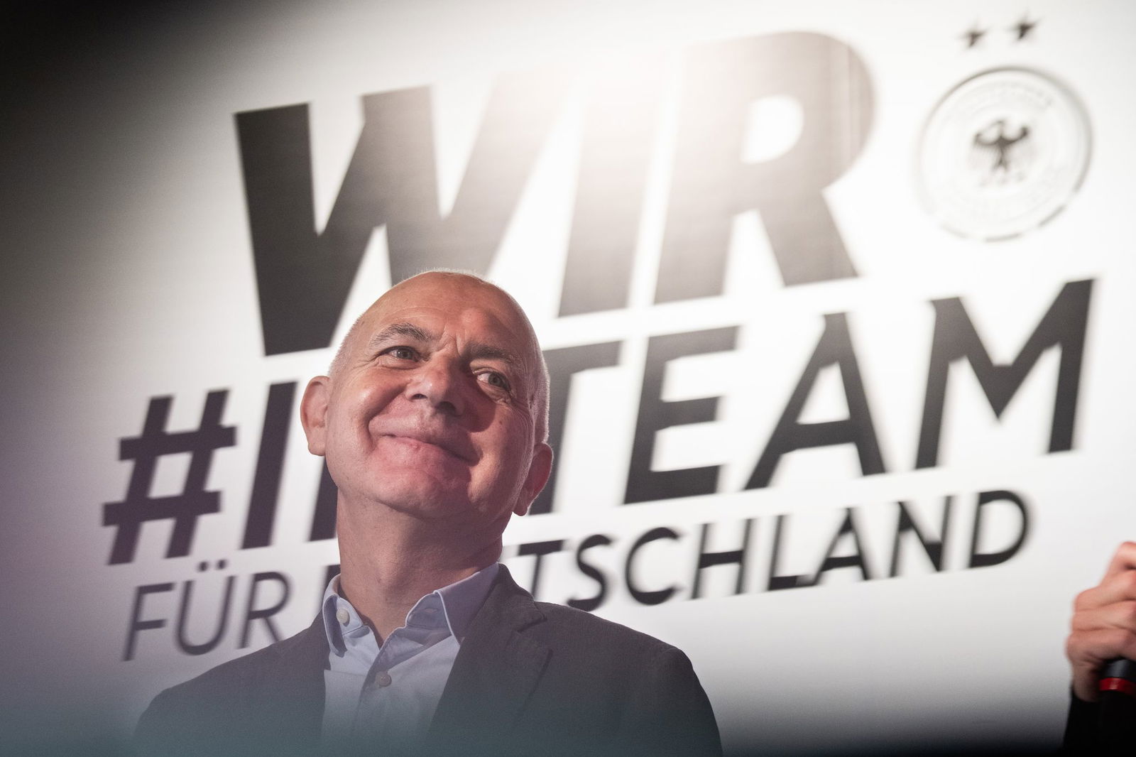 DFB-Präsident Bernd Neuendorf auf EM-Besuch in Zürich 