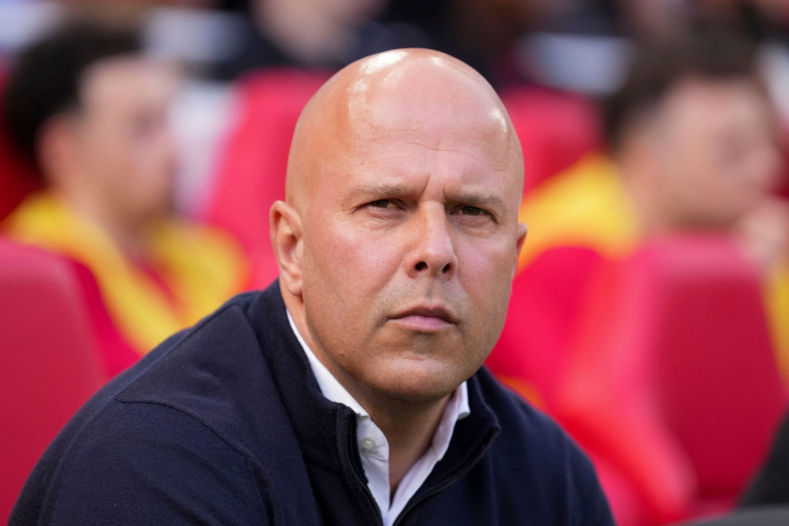 Äußerte sich zu Bayerns Wunschspieler Diaz: Liverpools Trainer Arne Slot