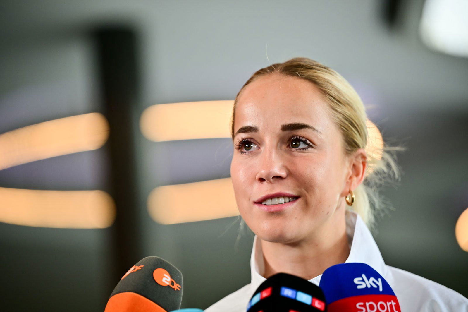 Sieht die Zukunft positiv: DFB-Kapitänin Giulia Gwinn.