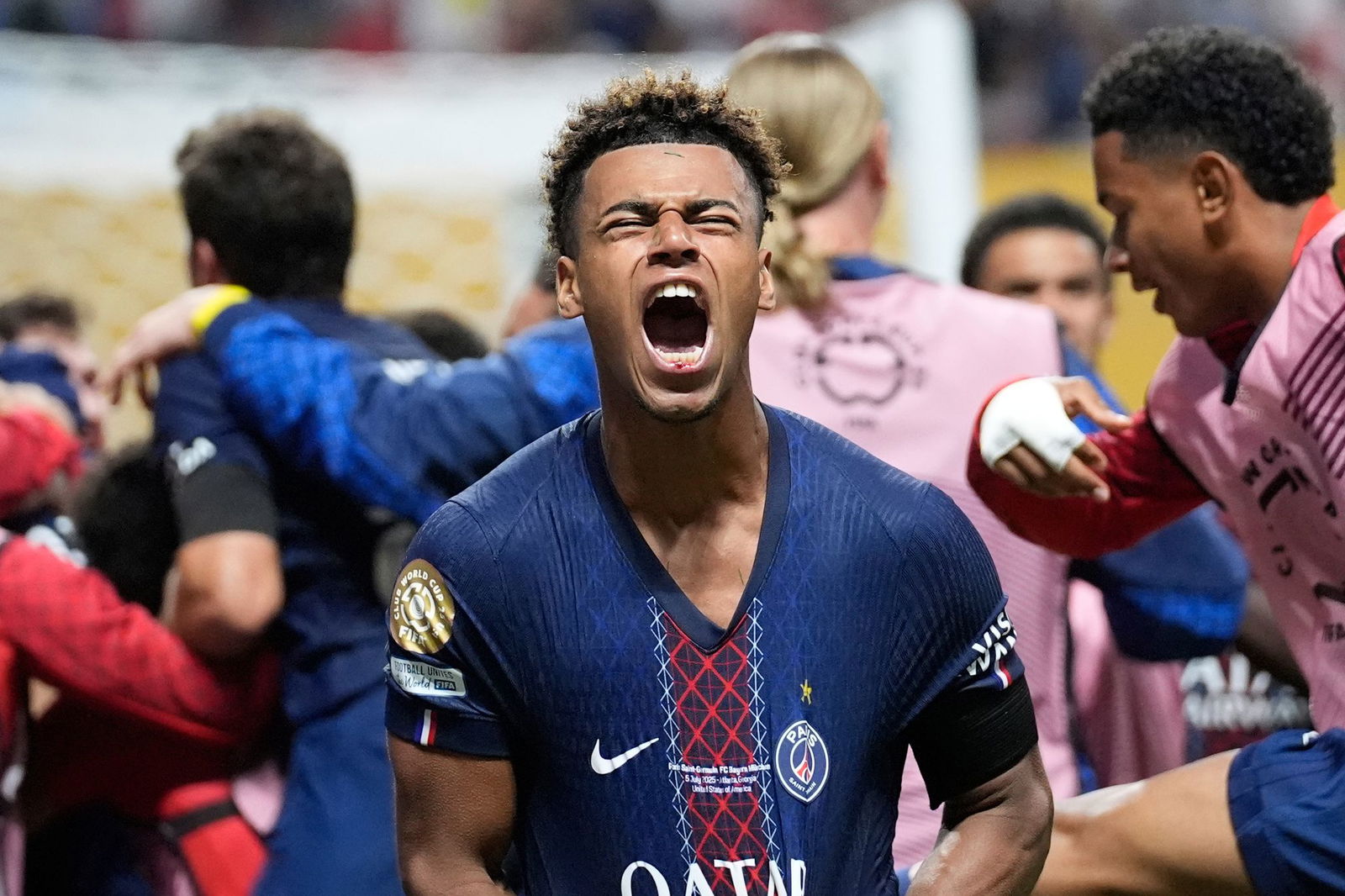 Matchwinner für Paris: Desiré Doué.