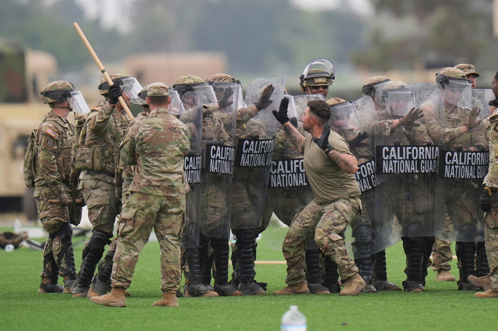 Das Pentagon plant, die Hälfte der Nationalgarde-Soldaten in Los Angeles abzuziehen. 