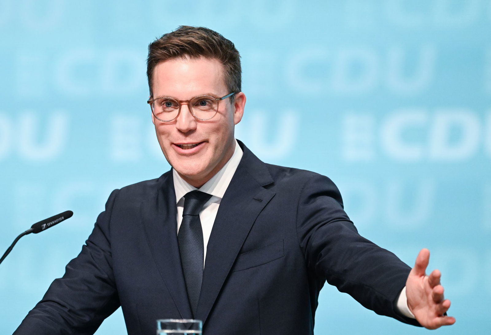 CDU-Landeschef Manuel Hagel will im kommenden Jahr Ministerpräsident in Baden-Württemberg werden. An seinem jungen Alter dürfte es einer Umfrage zufolge nicht scheitern. (Archivbild)