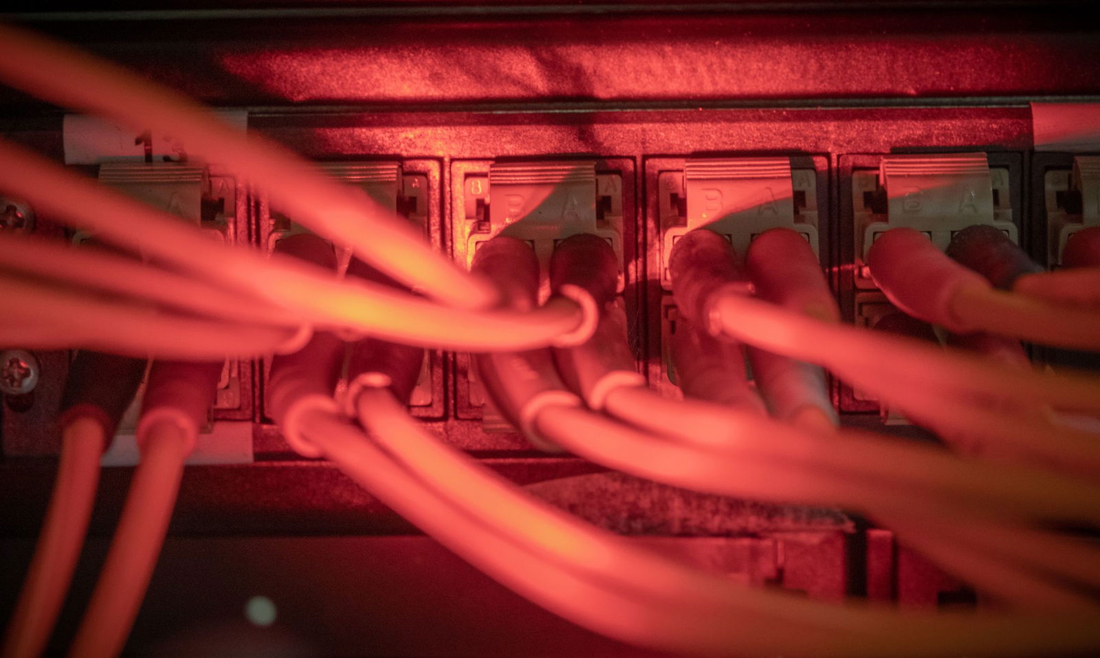 Proukrainische Hacker reklamieren für sich, die IT-System der größten russischen Fluggesellschaft Aeroflot durch einen Angriff lahmgelegt zu haben. (Symbolbild)