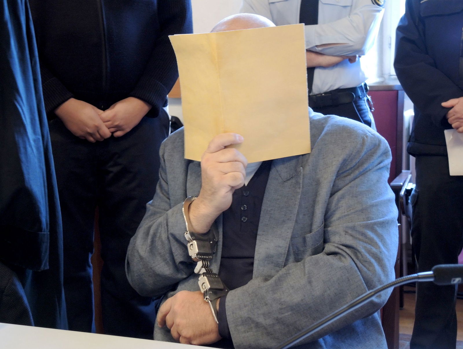 Zu den Opfern gehörten der Ehemann und ein Lebensgefährte seiner Tochter. (Archivbild)