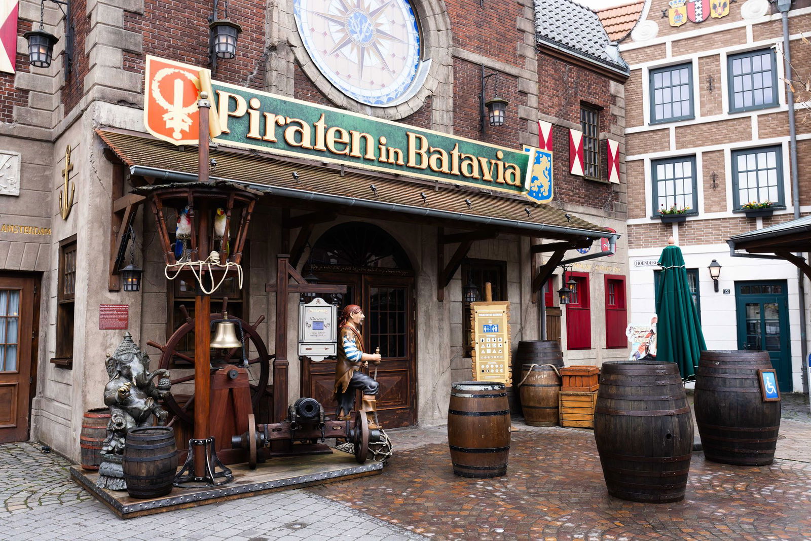 Mehrere Attraktionen wurden nach Bränden wieder aufgebaut. (Archivbild)