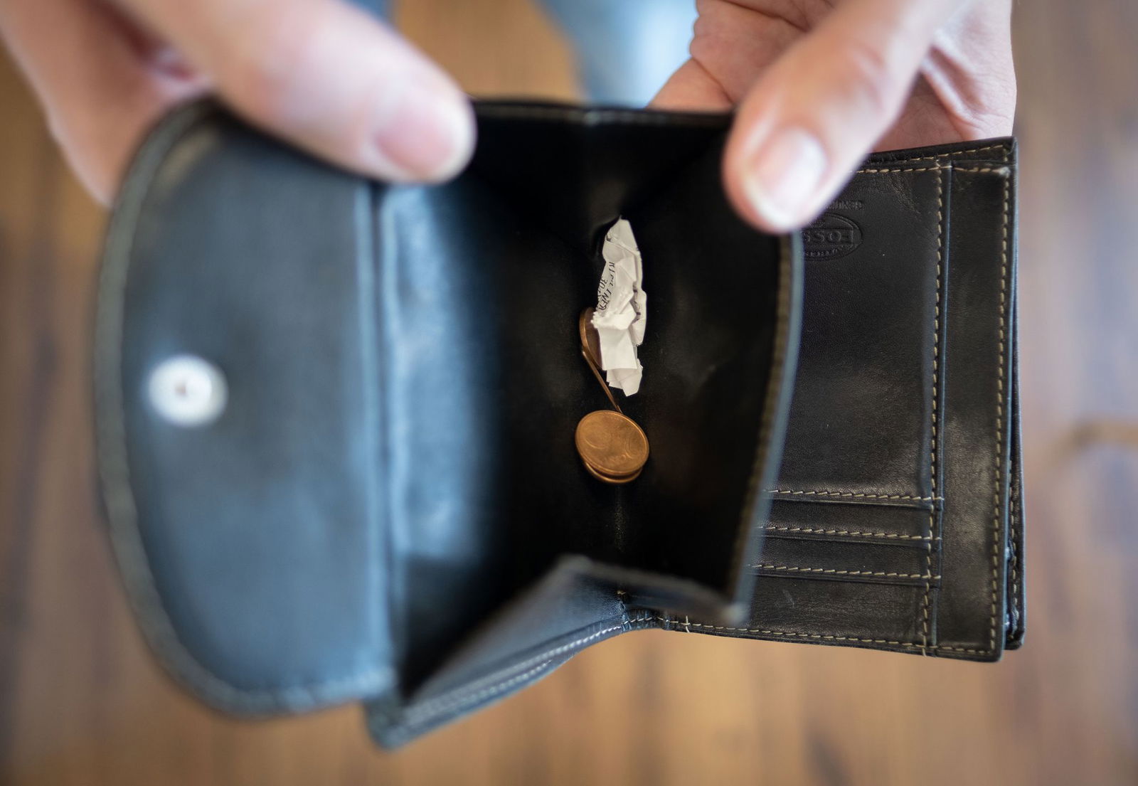 Singles suchen bundesweit häufiger Hilfe bei Schuldnerberatungsstellen als andere Bevölkerungsgruppen. (Symbolbild)