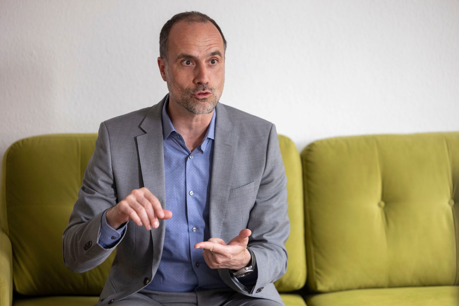 Gesundheitsminister Clemens Hoch will Menschen zum Blutspenden bewegen. 