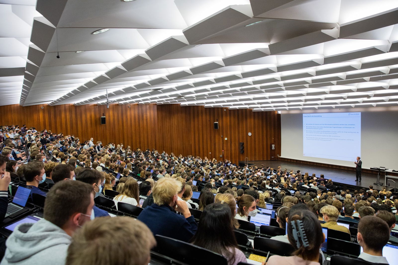 Die Zahl der Studiengänge ohne Zugangsbeschränkungen steigt in Deutschland weiter an. (Archivbild)