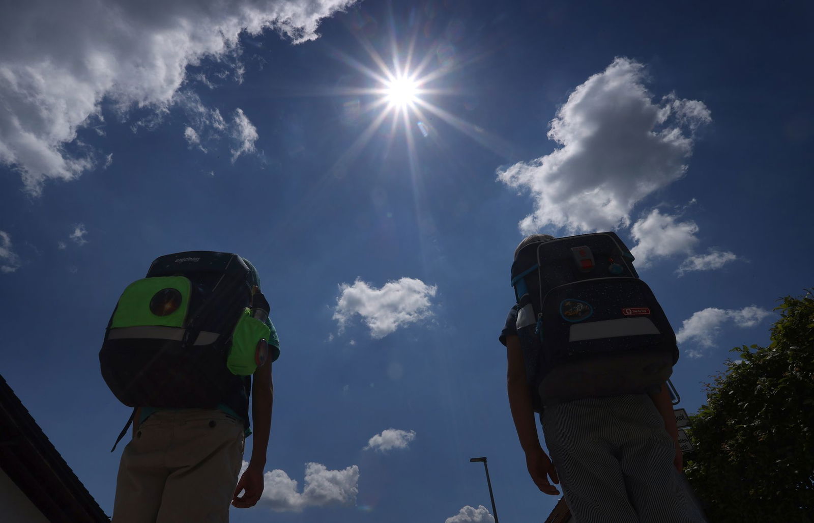 Hitze kann auch für Kinder gefährlich sein. (Symbolbild)