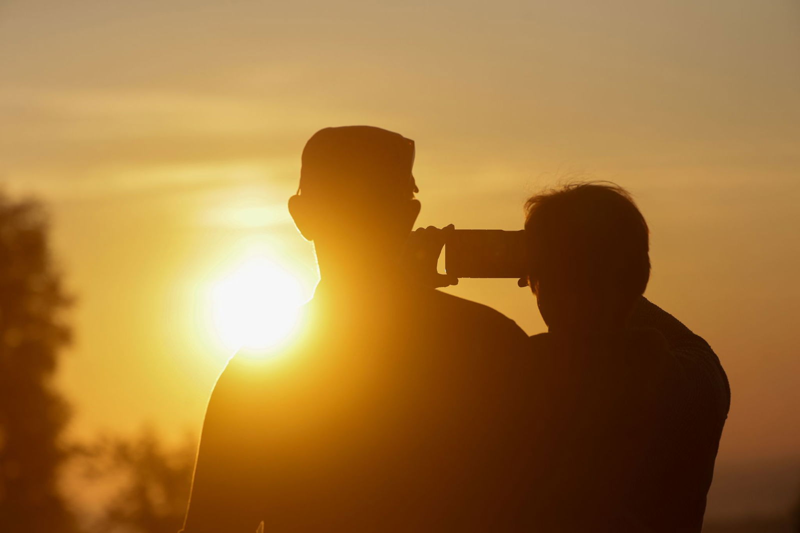 Die Meteorologen des Deutschen Wetterdienstes warnen landesweit weiter vor extremer Hitze. (Archivbild)