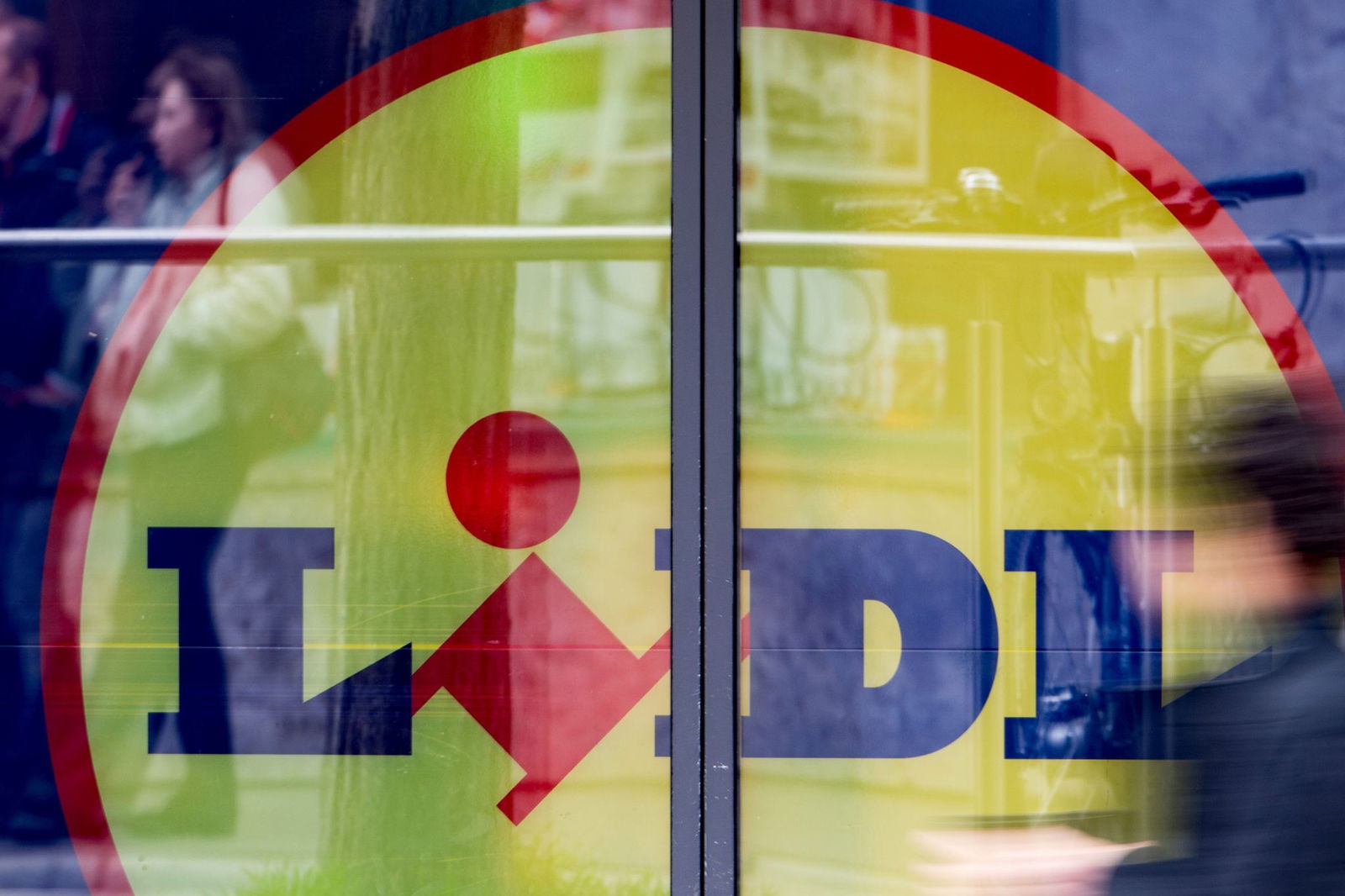 Lidl kämpft mit Aldi um die Marktführerschaft der Discounter.