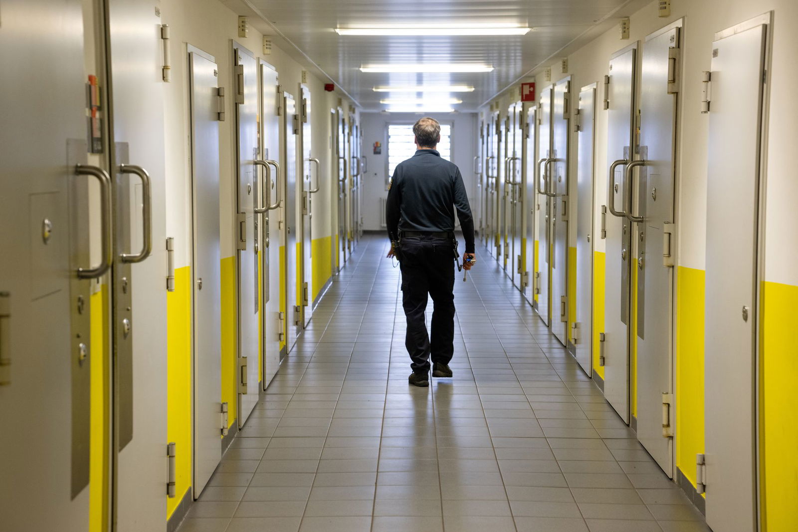 Auch Häftlinge werde krank, auch für sie sind Arzttermine nicht immer einfach zu bekommen - nun wird in Rheinland-Pfalz in zwei Anstalten das Potenzial der Telemedizin getestet. (Archivfoto)