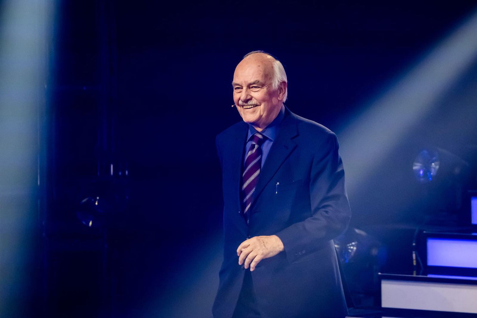 Charles Brauer wird 90.