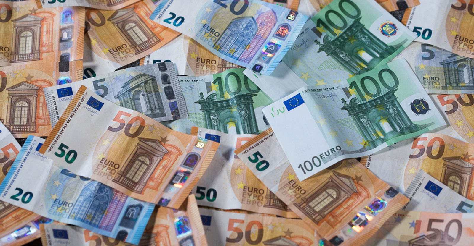 Der Länderfinanzausgleich soll helfen, in den Bundesländern annähernd vergleichbare Lebensbedingungen zu ermöglichen. Doch die Last der Zahlungen ist immer einseitiger verteilt. (Symbolbild)