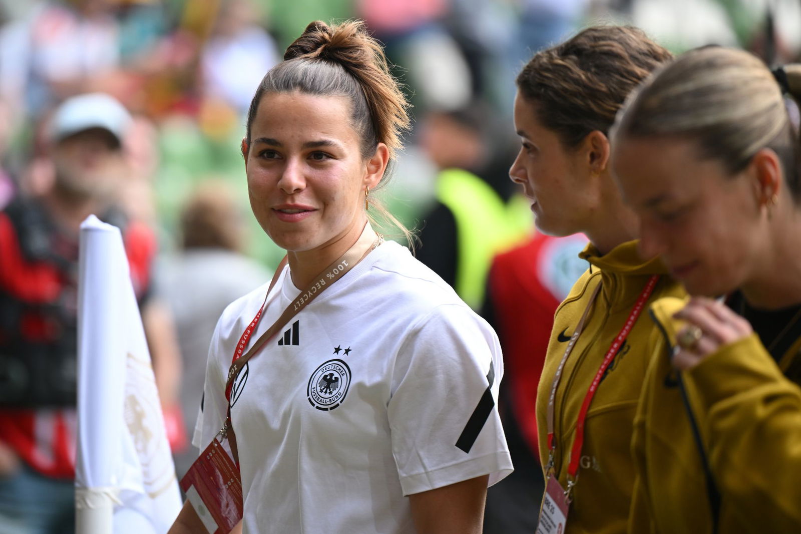 Lena Oberdorf glaubt fest an den Finaleinzug der deutschen Fußballerinnen. 