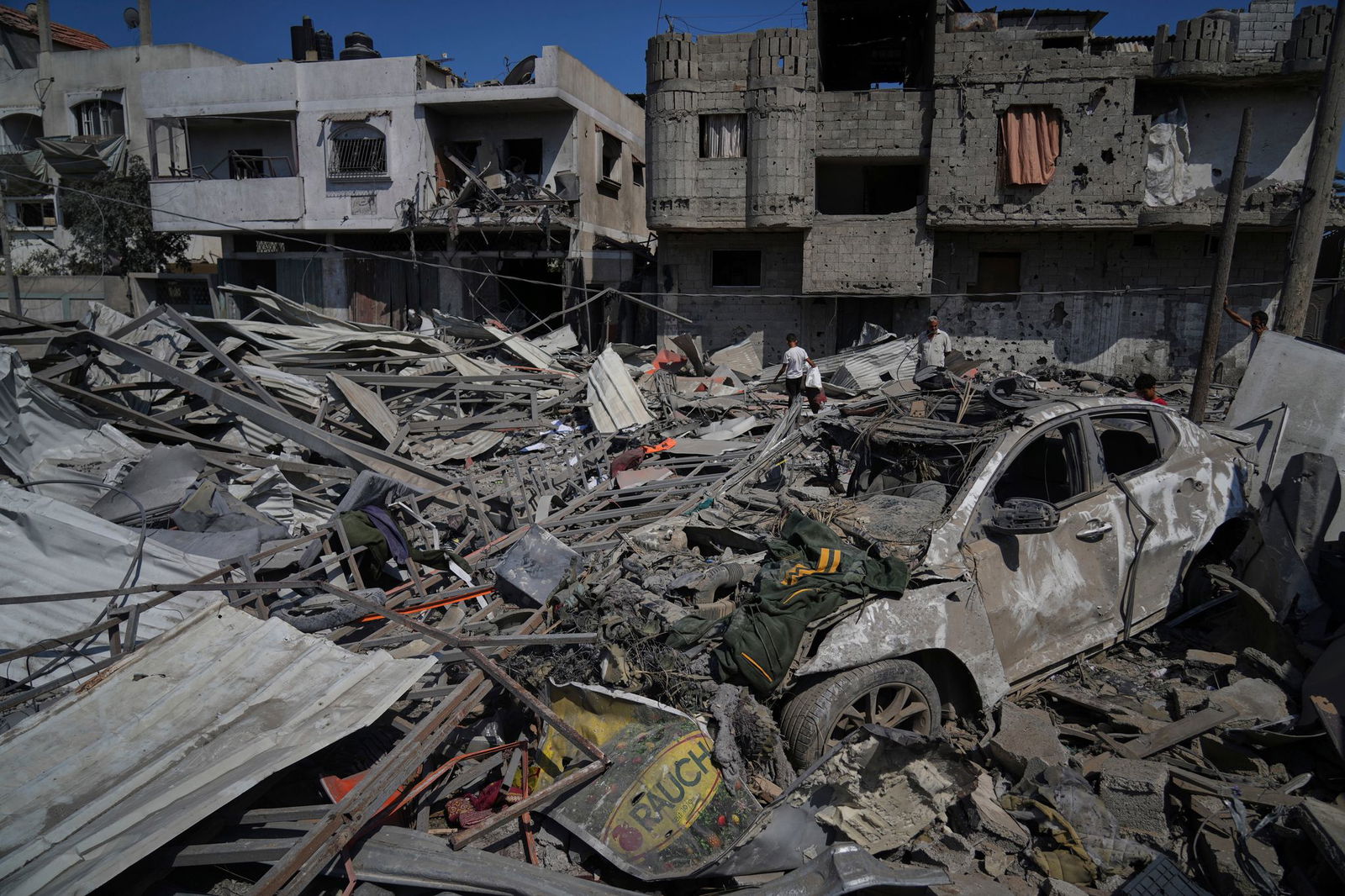 Immer wieder werden im Gazastreifen Menschen getötet, die sich mit Hilfsgütern versorgen wollen.