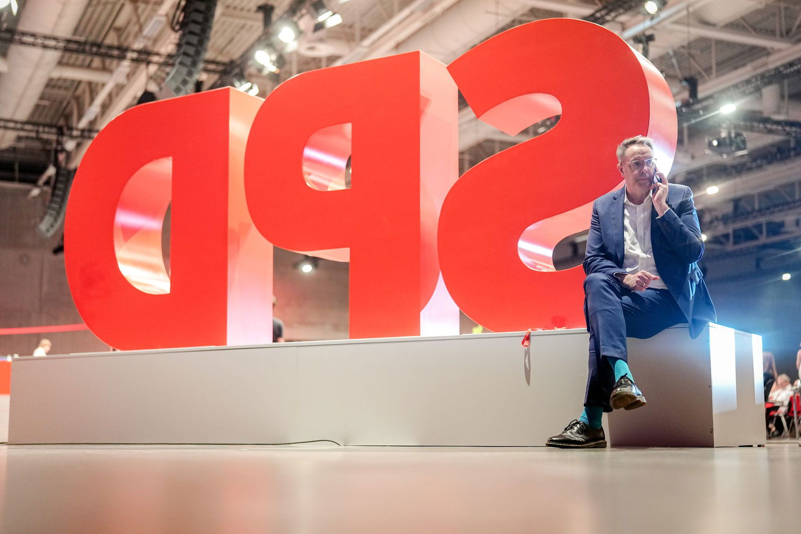 Alexander Schweitzer ist beim Bundesparteitag der SPD mit großer Mehrheit zum stellvertretenden Parteichef gewählt worden. (Archivbild)