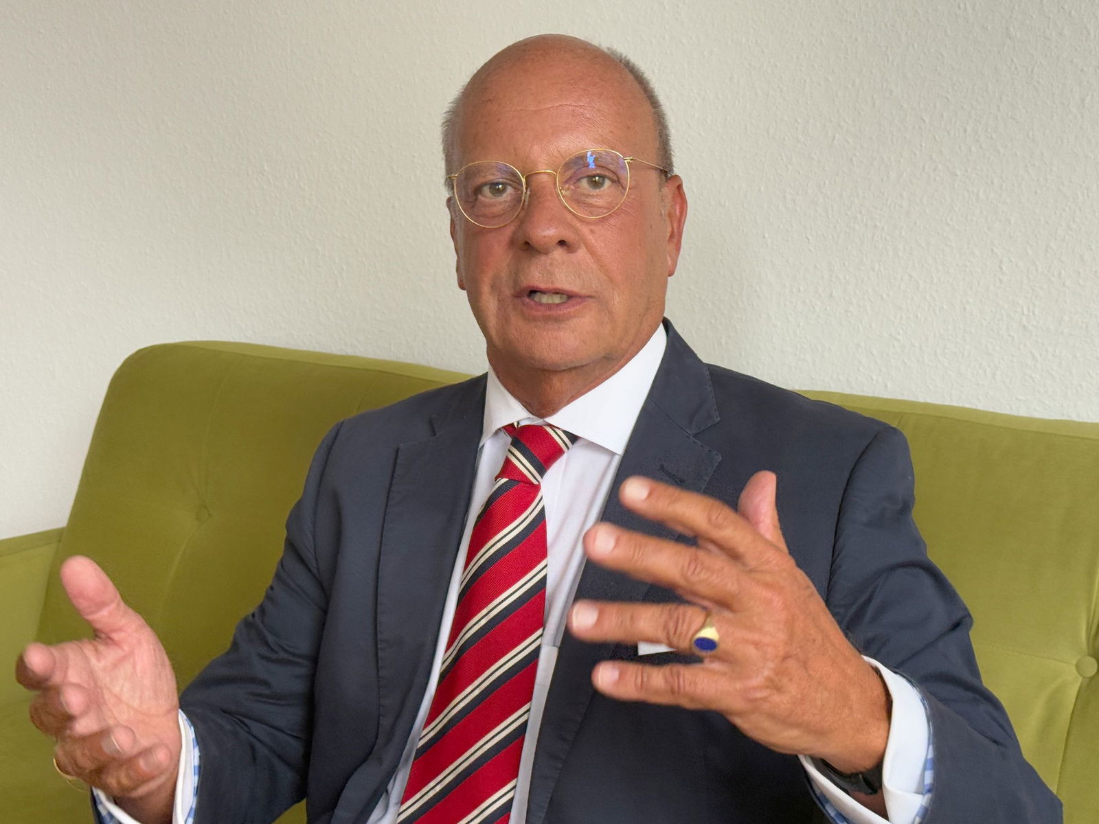 Verständnis für einander schaffen, Aufklären und Aufarbeiten - das sind die Ziele des Antiziganismusbeauftragten Michael Hartmann.   