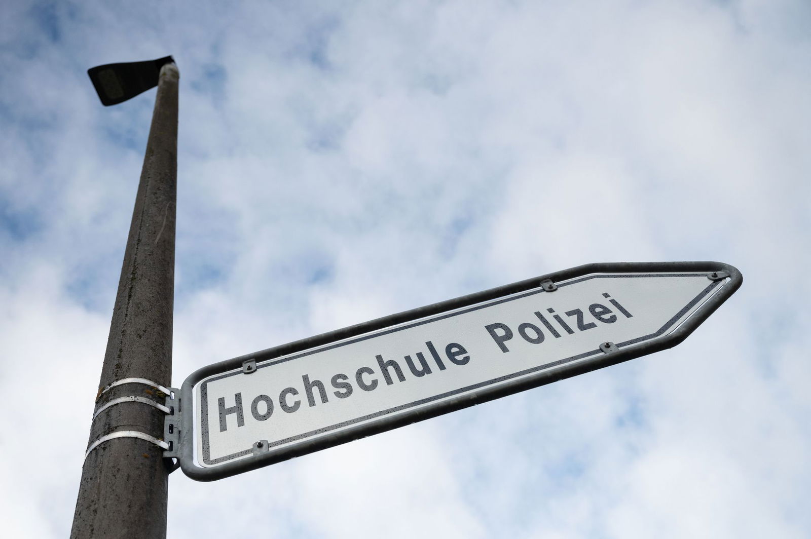 In dem Prozess geht es um die Lieferung von Trocknungsschränken an die Hochschule für Polizei Baden-Württemberg. (Symbolbild) 