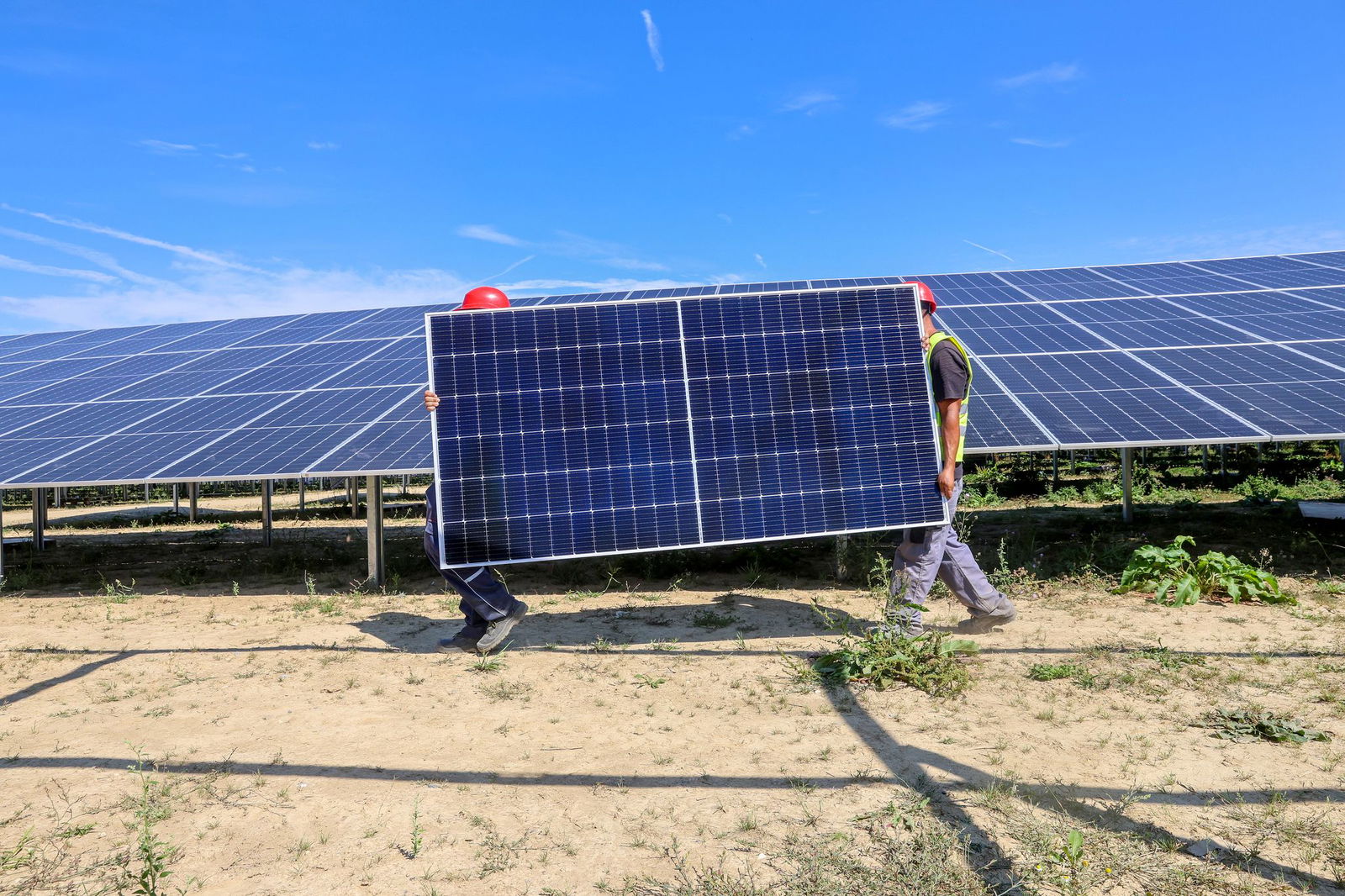 Weil immer mehr Strom aus Erneuerbaren Energien kommt, geht der CO2-Ausstoß des Landes zurück. Ein weiterer Grund dafür ist aber auch die schwächelnde Wirtschaft. (Symbolbild)