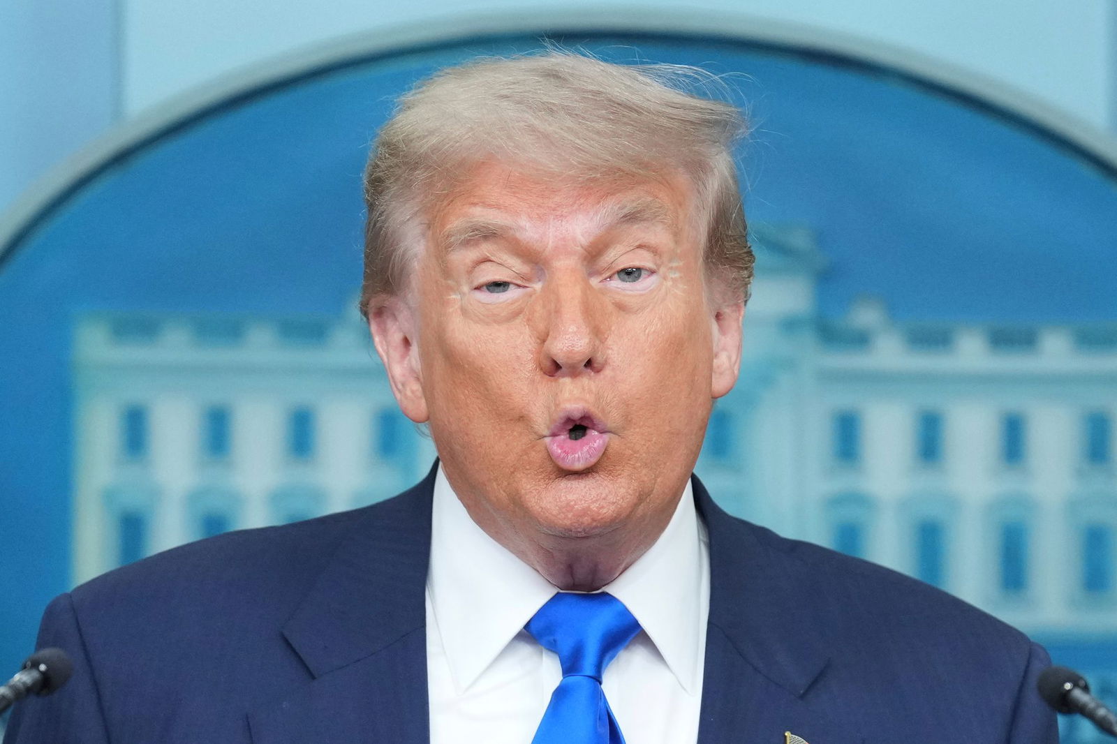 «Wir werden es uns ansehen müssen» - sagt Trump zum Wunsch der Ukraine nach einem weiteren Patriot-Luftabwehrsystem.