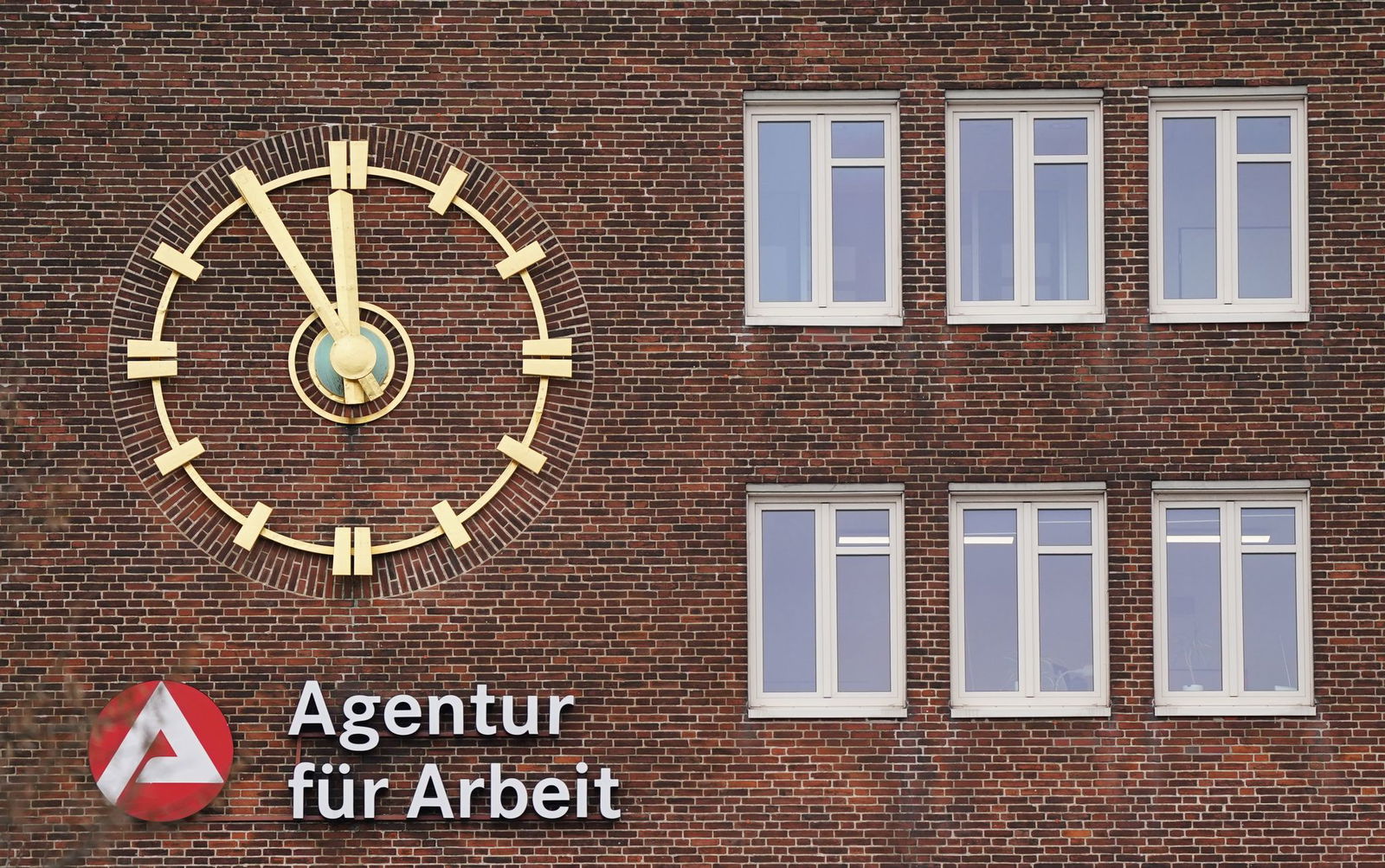 Insgesamt waren im Saarland im August 40.200 Frauen und Männer arbeitslos.