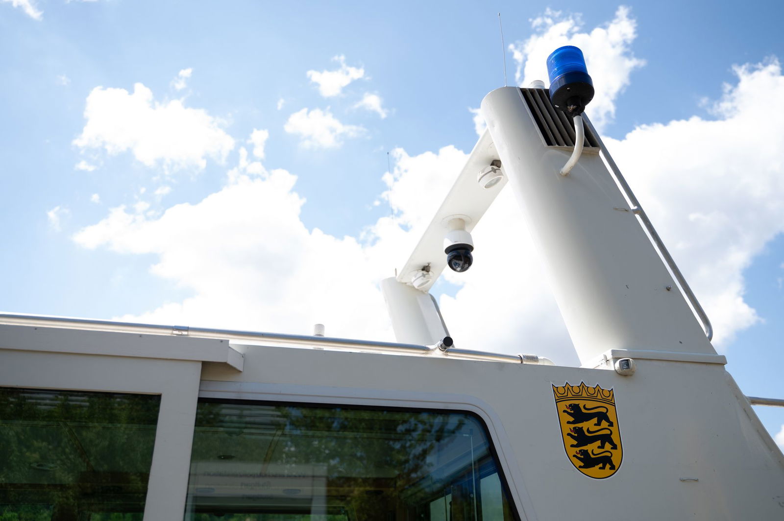 Nach dem Vorfall am Sonntagabend ermittelt die Wasserschutzpolizei zum genauen Hergang. (Symbolbild)