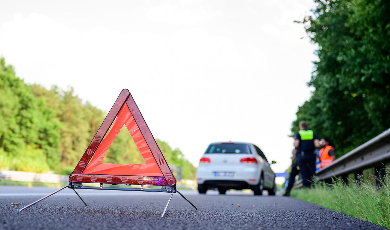 Betrüger täuschen Notsituationen vor, um Geld zu erbeuten. (Symbolbild)