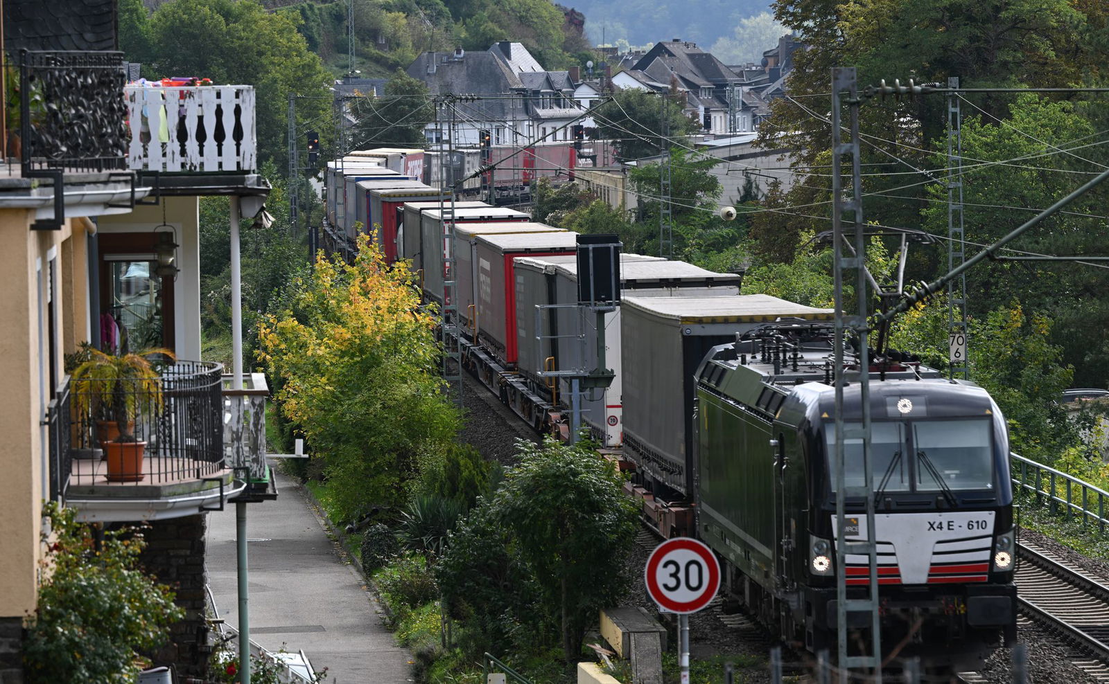 Im idyllischen Mittelrheintal ist Bahnlärm ein großes Thema. (Archivbild)