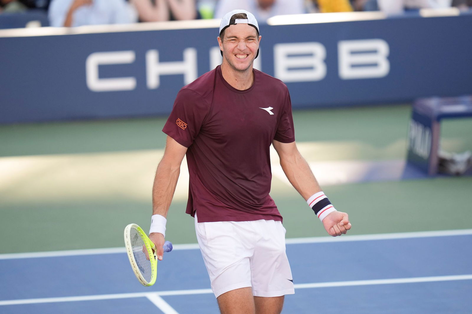 Was für eine Überraschung: Jan-Lennard Struff freut sich über seinen Achtelfinaleinzug.