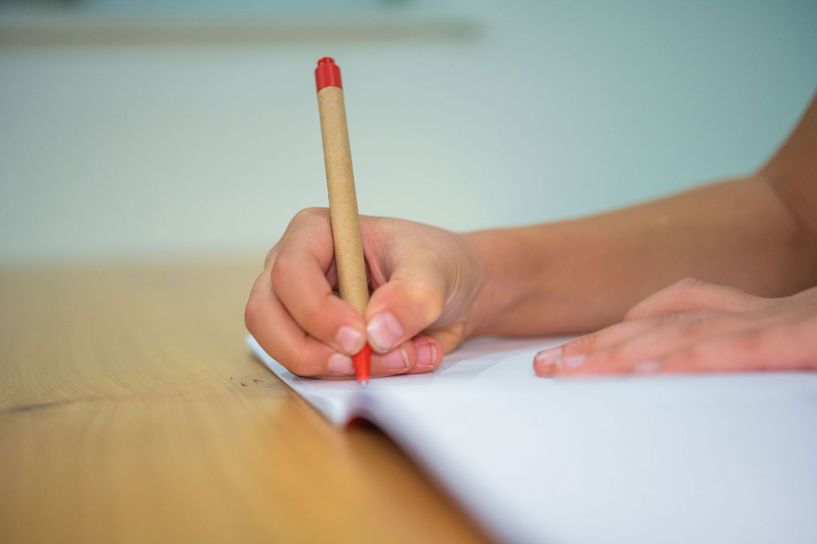 Das Startchancen-Programm von Bund und Ländern für die Schulen ist auf zehn Jahre angelegt. (Archivbild)