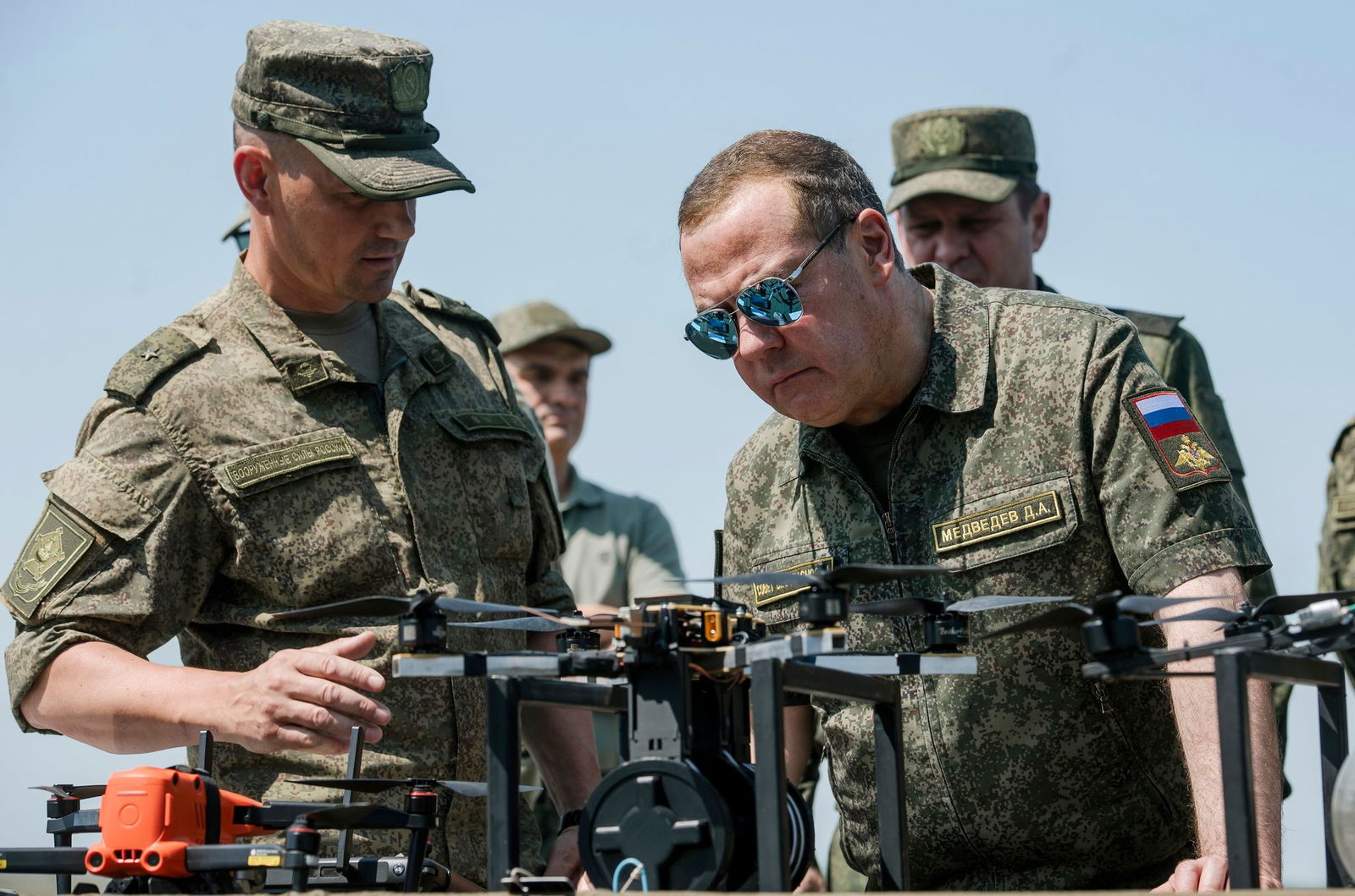 Der ehemalige Kreml-Chef Medwedew streitet schon seit Tagen mit Trump. (Archivbild)