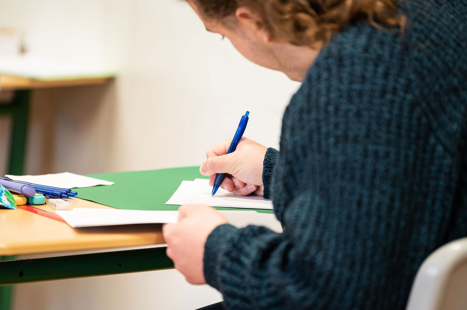 Hessen hält wenig von den Vorschlägen aus Rheinland-Pfalz für eine veränderte Prüfungskultur an Schulen (Symbolbild).
