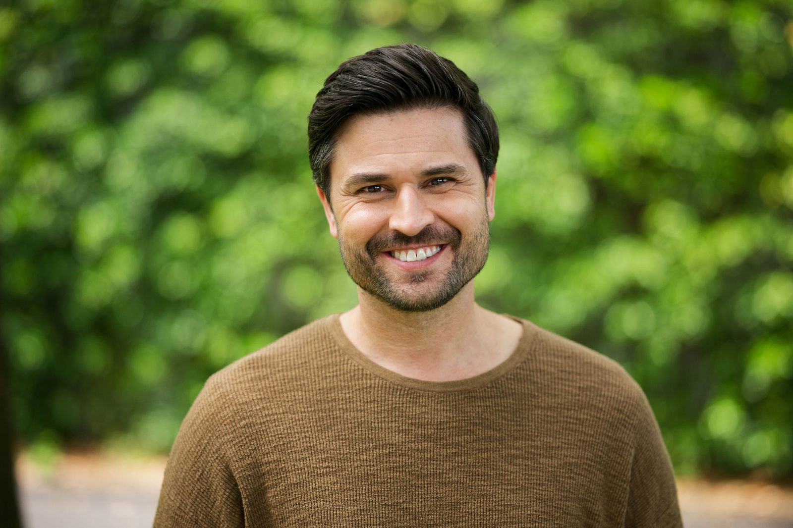 Schauspieler Miloš Vuković setzt auf klassisches Vanilleeis ohne Extras.