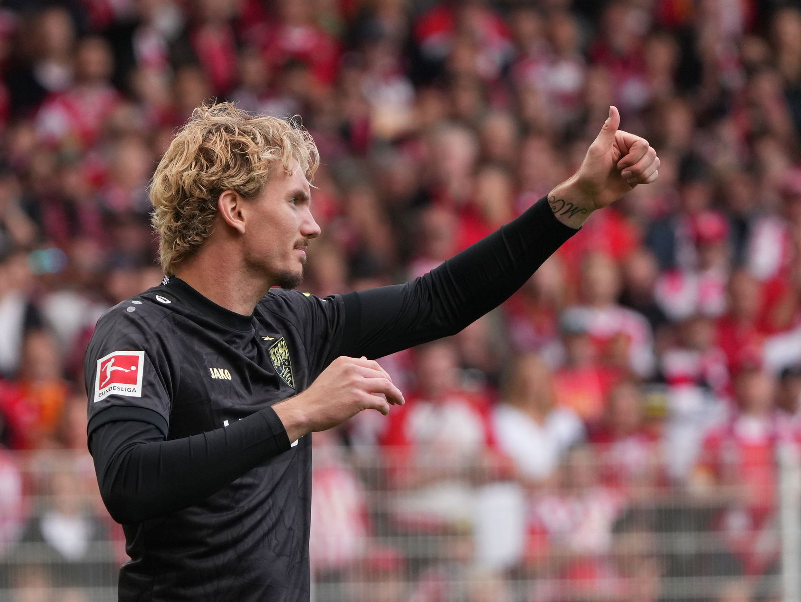 Nick Woltemade könnte bald für Newcastle auflaufen.