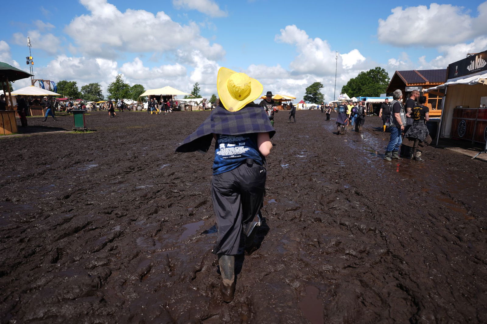 Das Wetter tut dem Wacken Open Air keinen Abbruch.