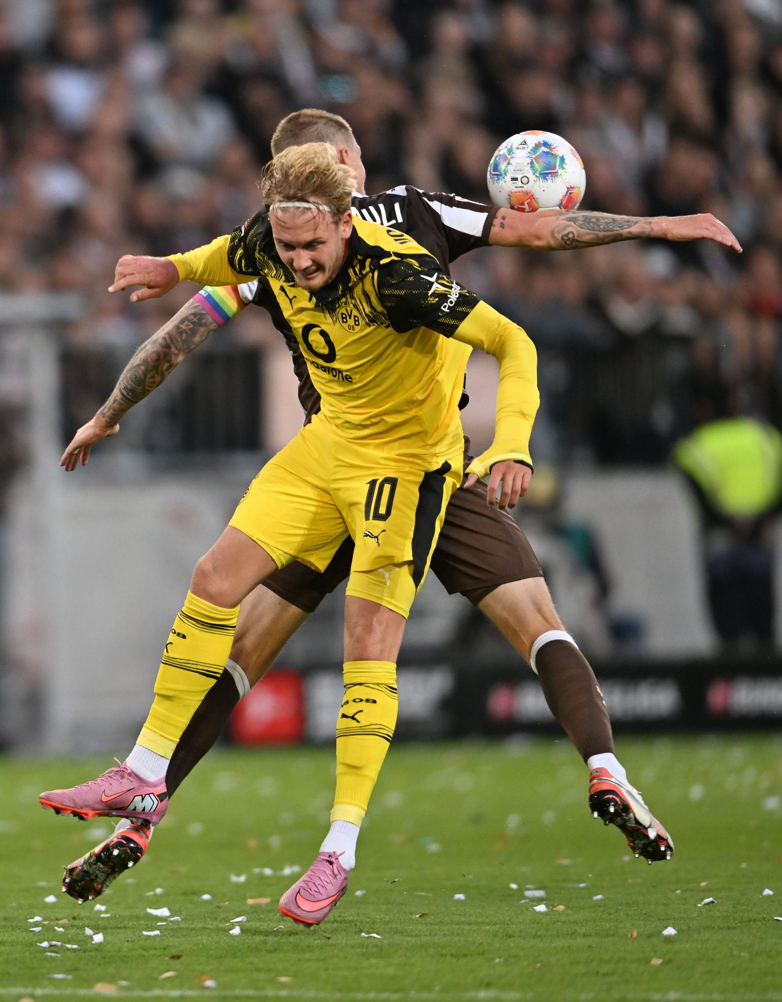 Enttäuschung in Gelb: Julian Brandt und der BVB.