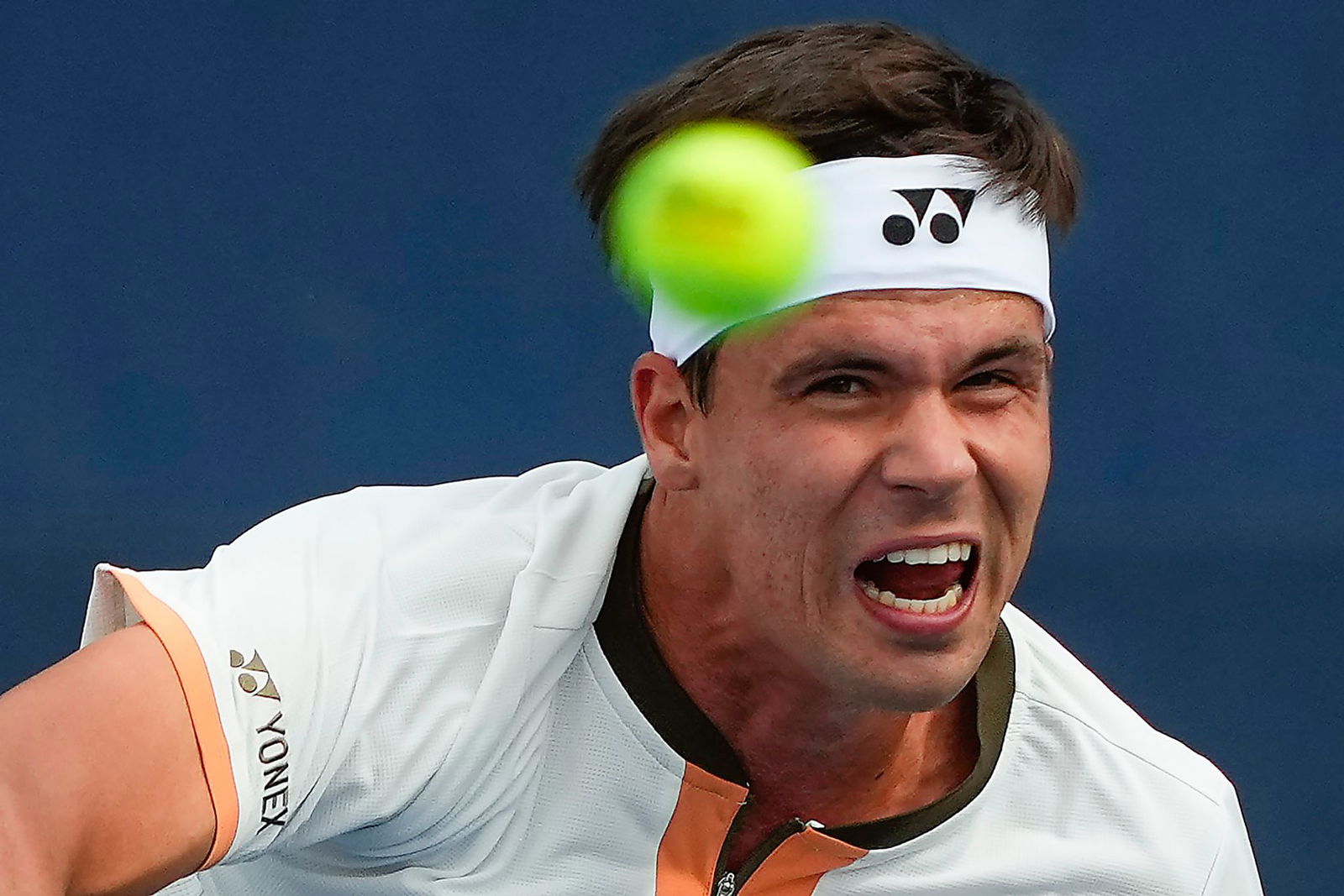 Ein Tennis-Duell über 4:46 Stunden - dann hatte Daniel Altmaier seinen Erstrundensieg in New York geschafft. 