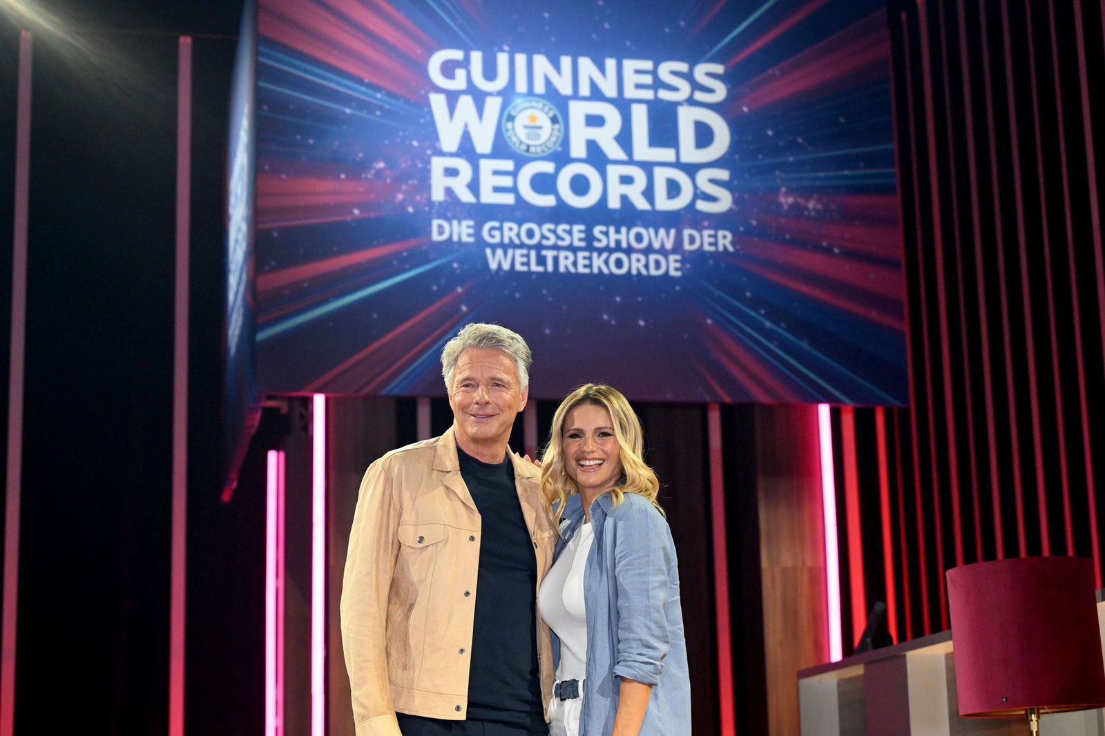 Michelle Hunziker und Jörg Pilawa moderieren die Sat.1-Sendung «Guinness World Records - Die große Show der Weltrekorde».