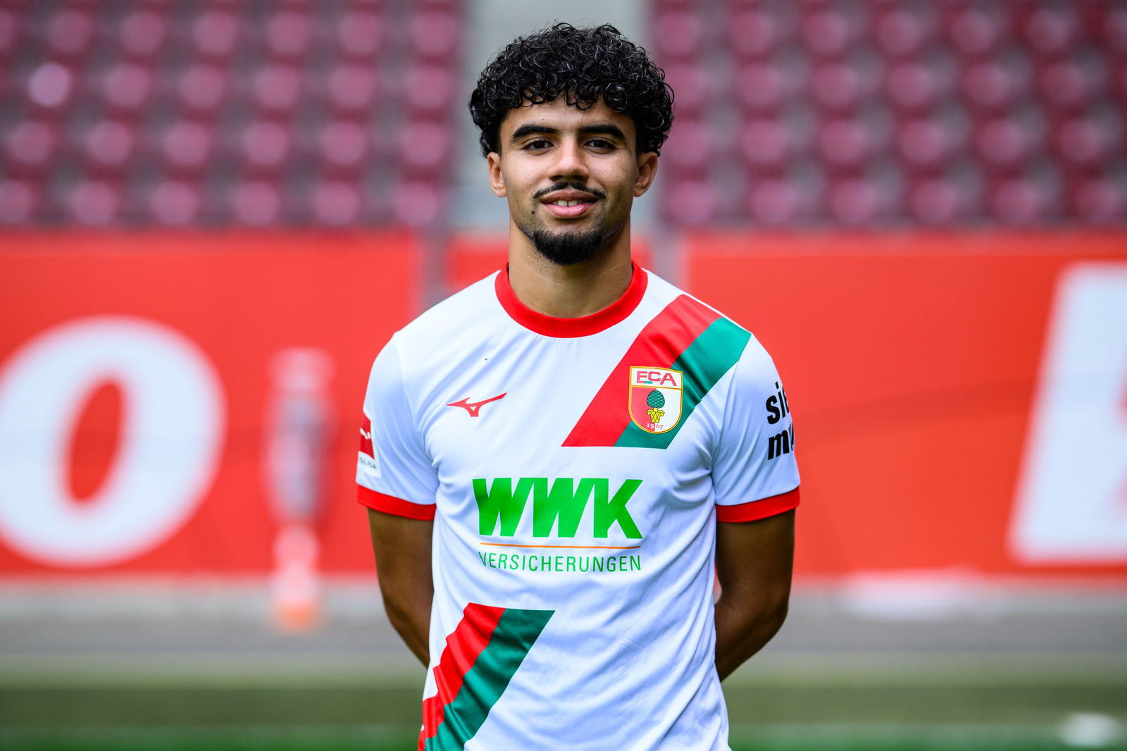 Aiman Dardari will sich bei den FCA-Profis durchsetzen.