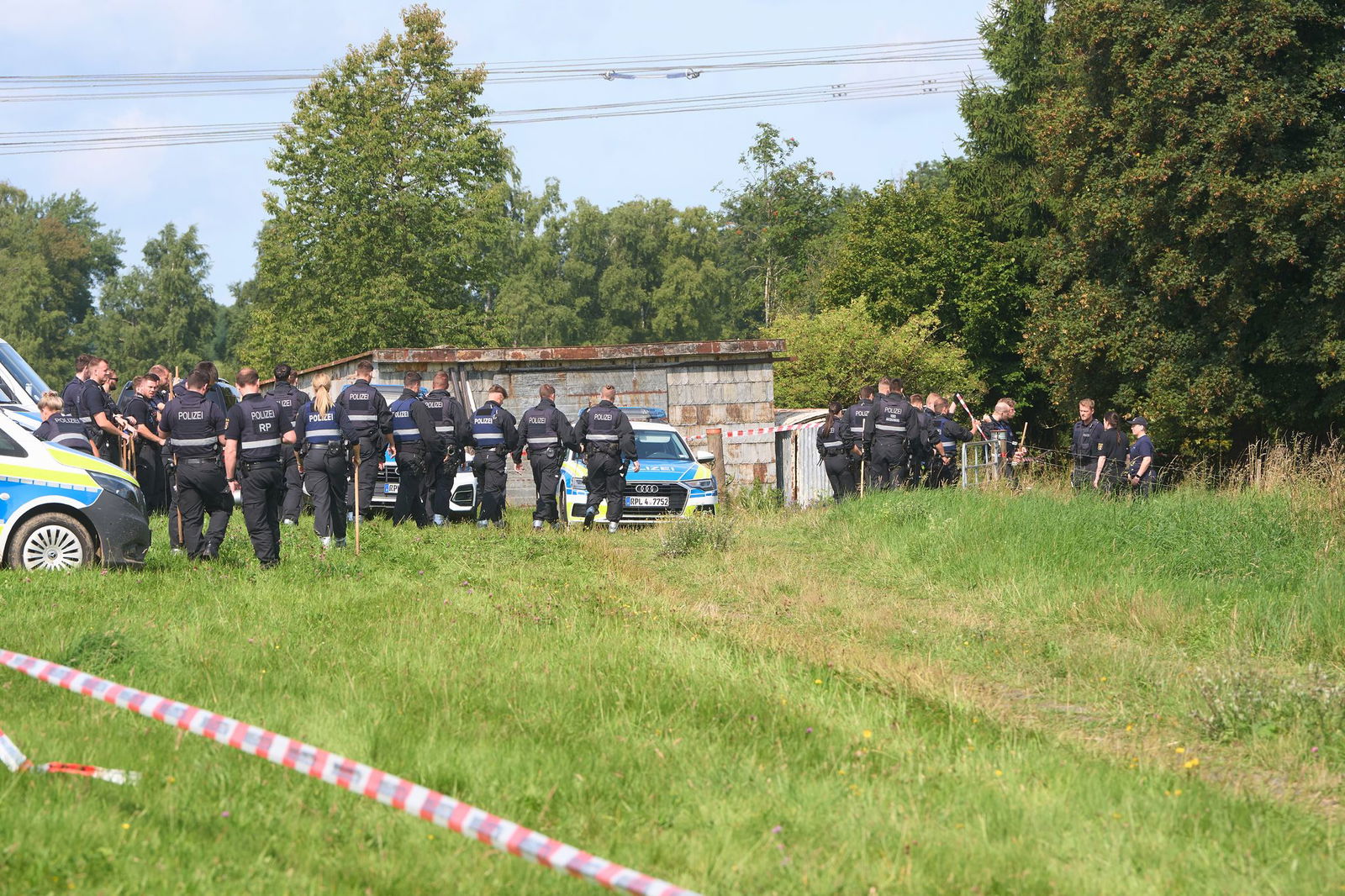 Auch Polizistinnen und Polizisten müssen so einen Fall erst mal verarbeiten. (Archivbild 