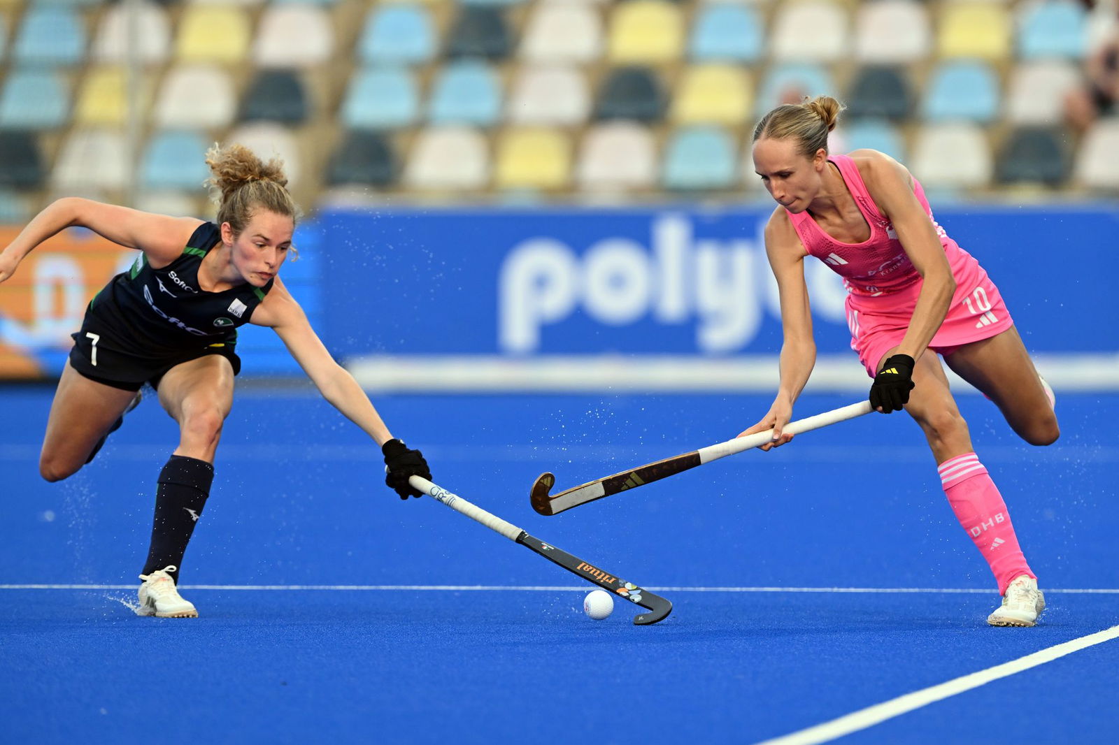 Kein Durchkommen für LIsa Nolte.