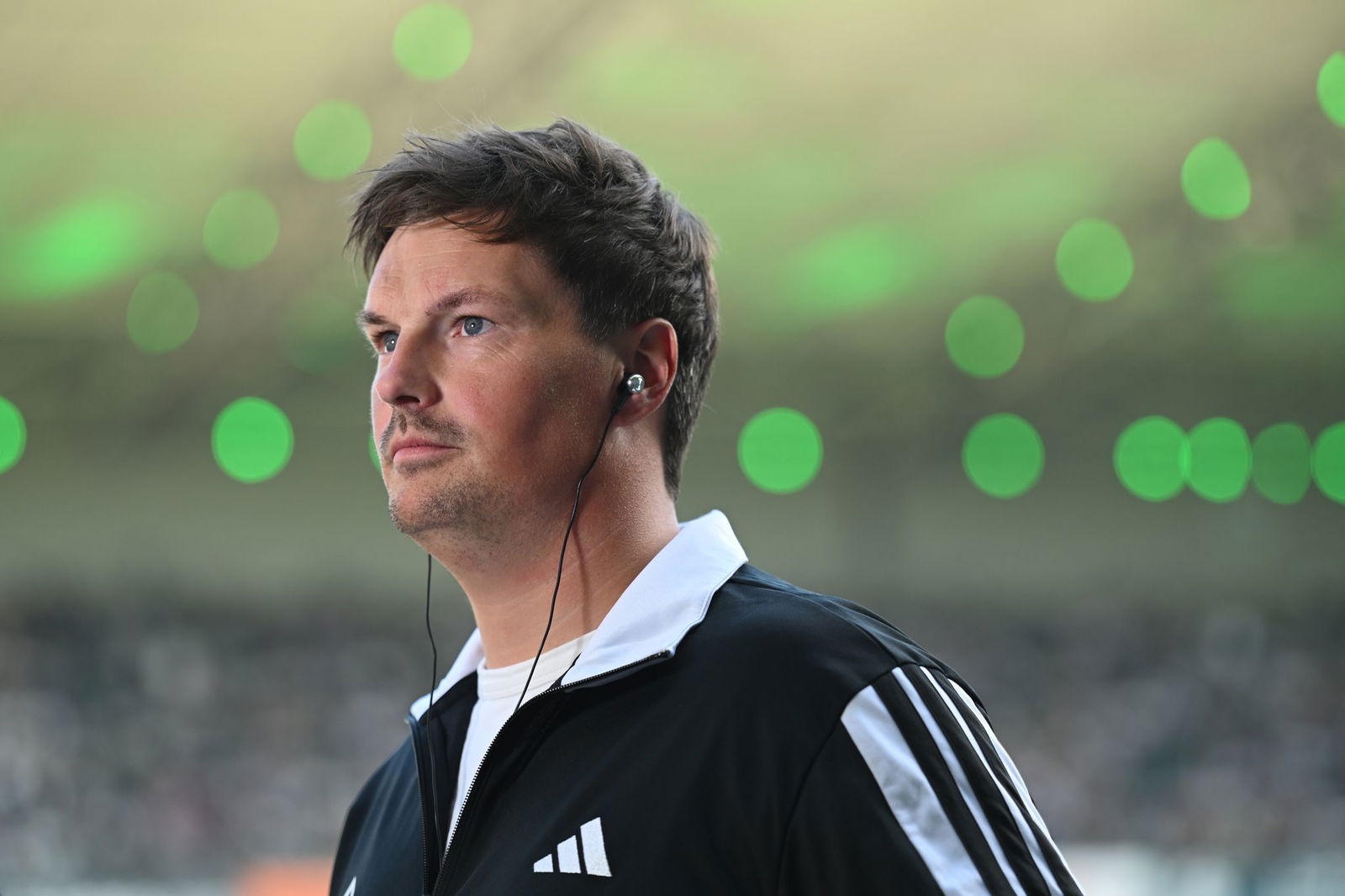 Bundesliga-Debüt für HSV-Coach Polzin.