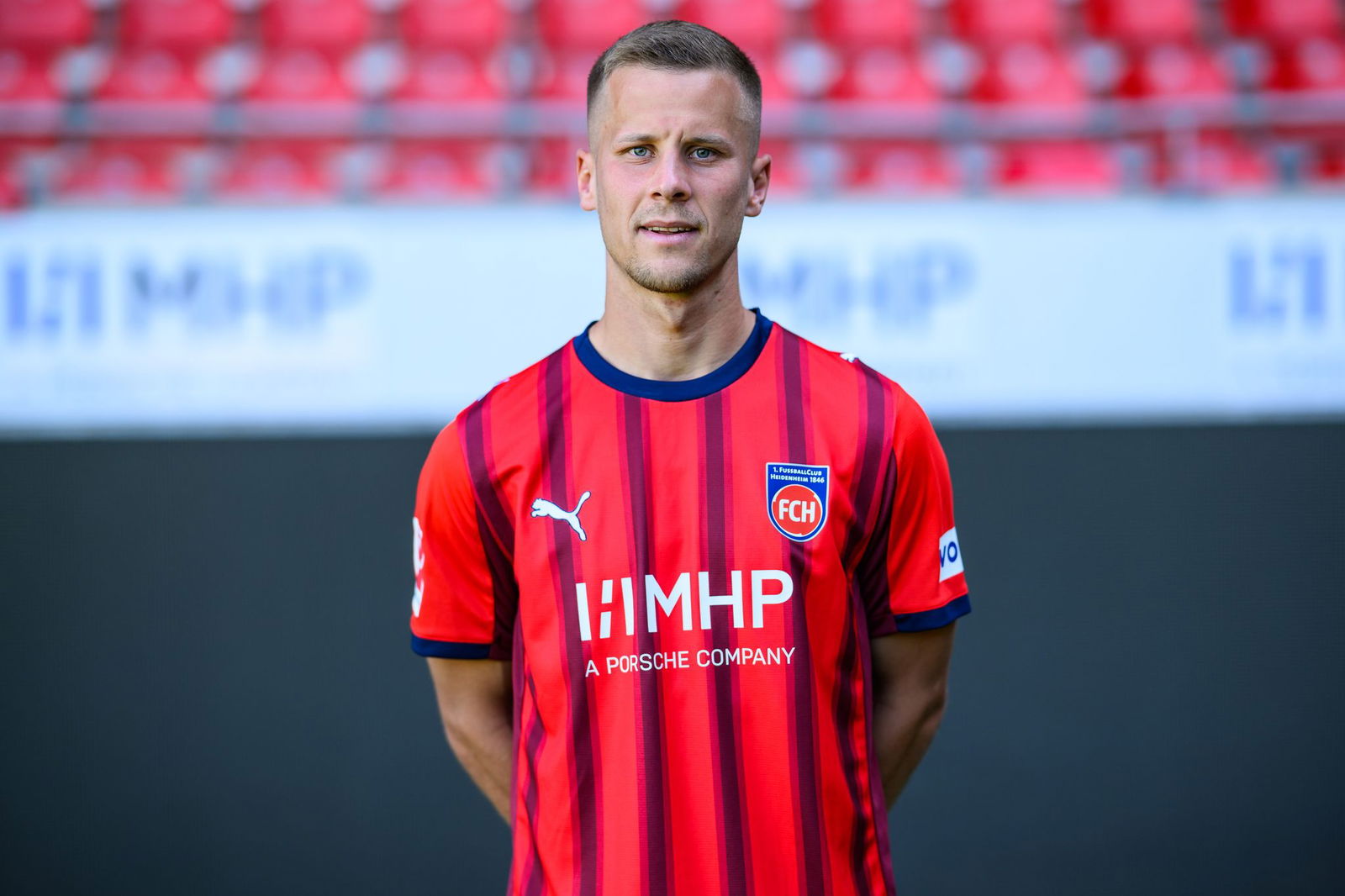 Der 1. FC Heidenheim gibt leichte Entwarnung nach der Kopfverletzung von Adrian Beck.