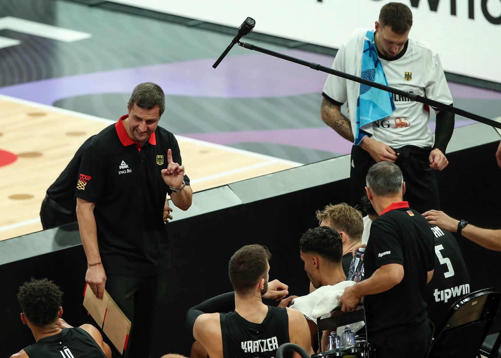 Die deutschen Basketballer wurden im Teamhotel geweckt.