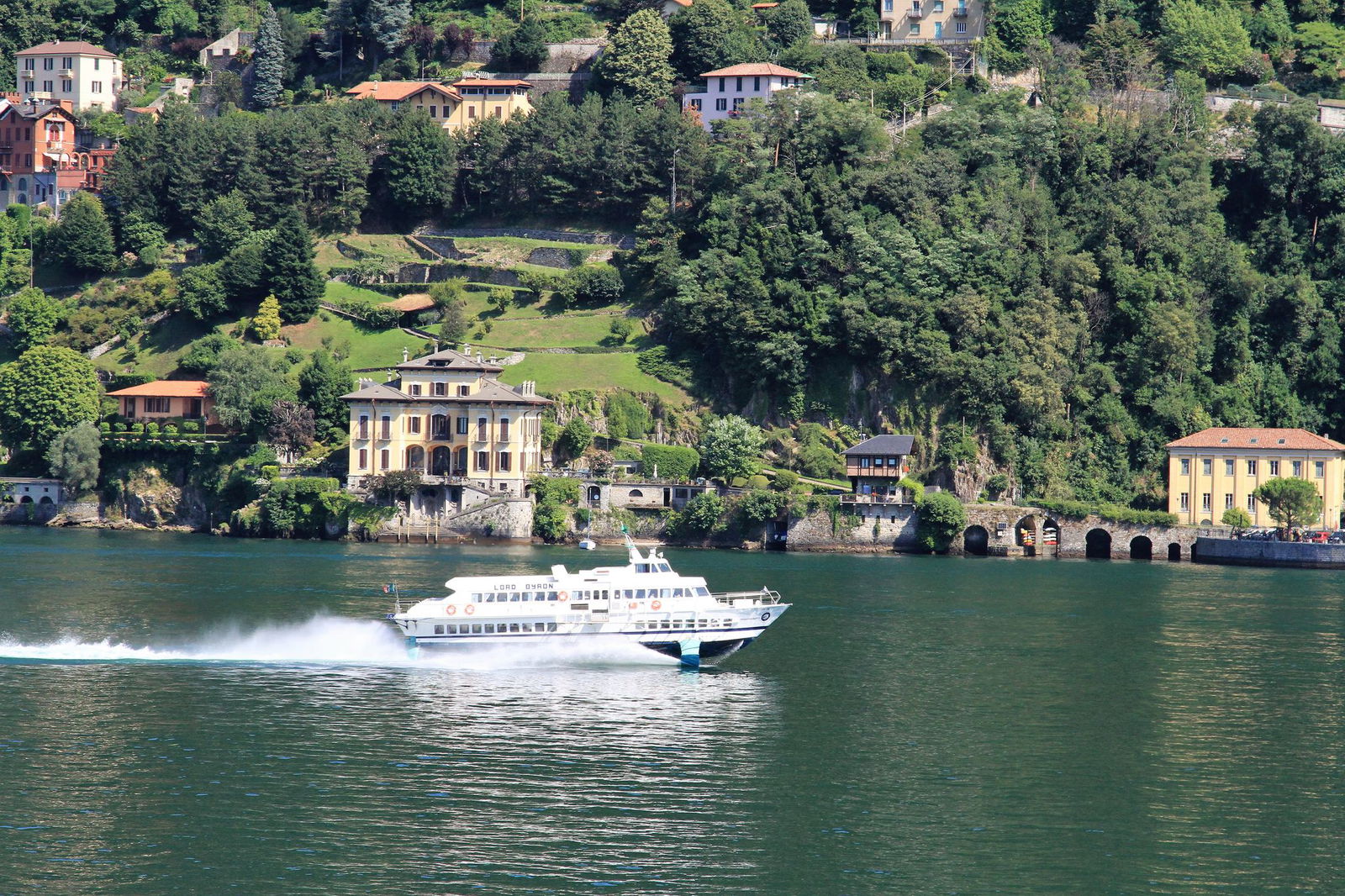 Der Comer See liegt etwa 80 Kilometer nördlich von Mailand und gehört zu den bekanntesten Ferienregionen Italiens. (Symbolbild)