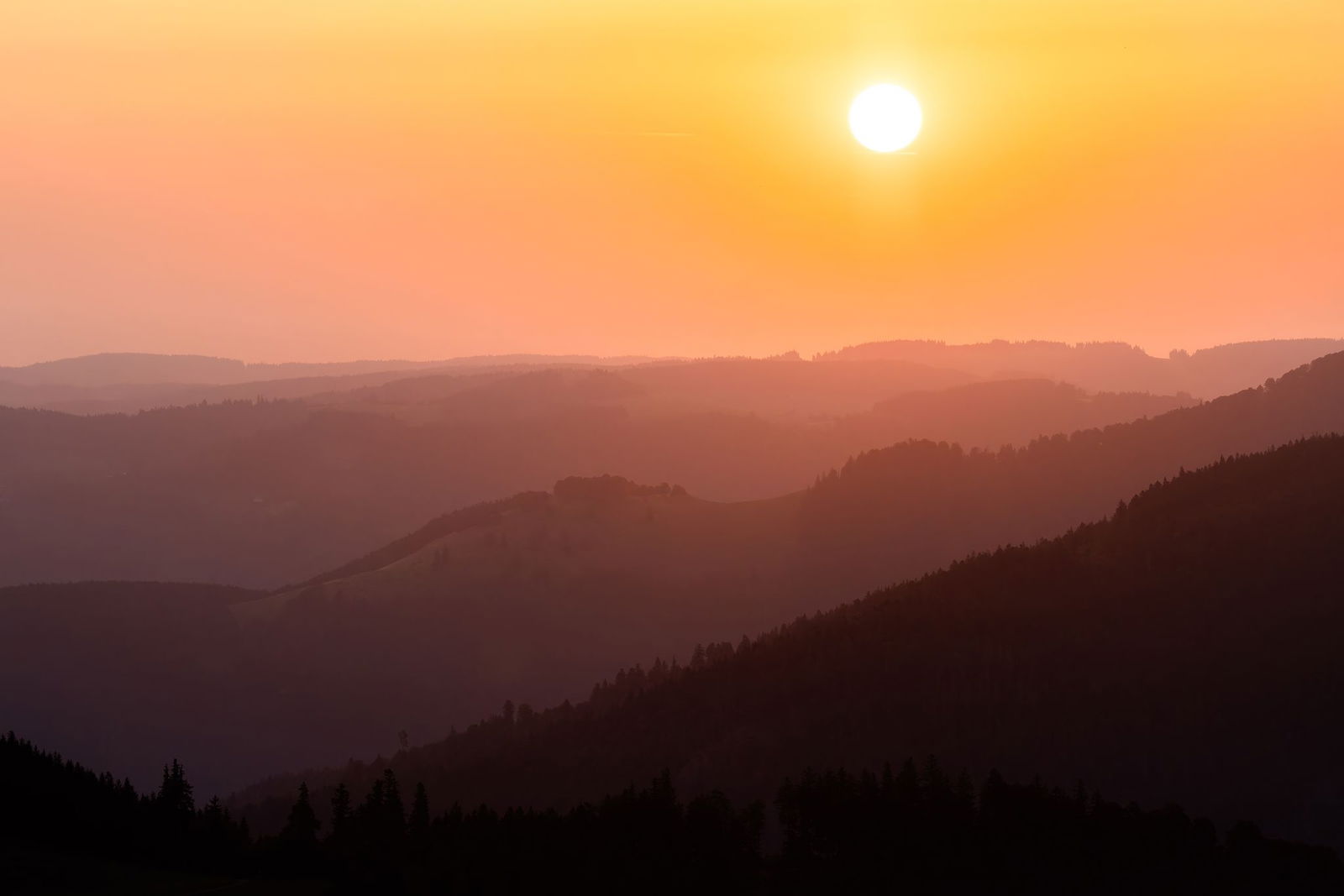 Die Woche im Südwesten startet mit viel Sonne und angenehmen Werten. 