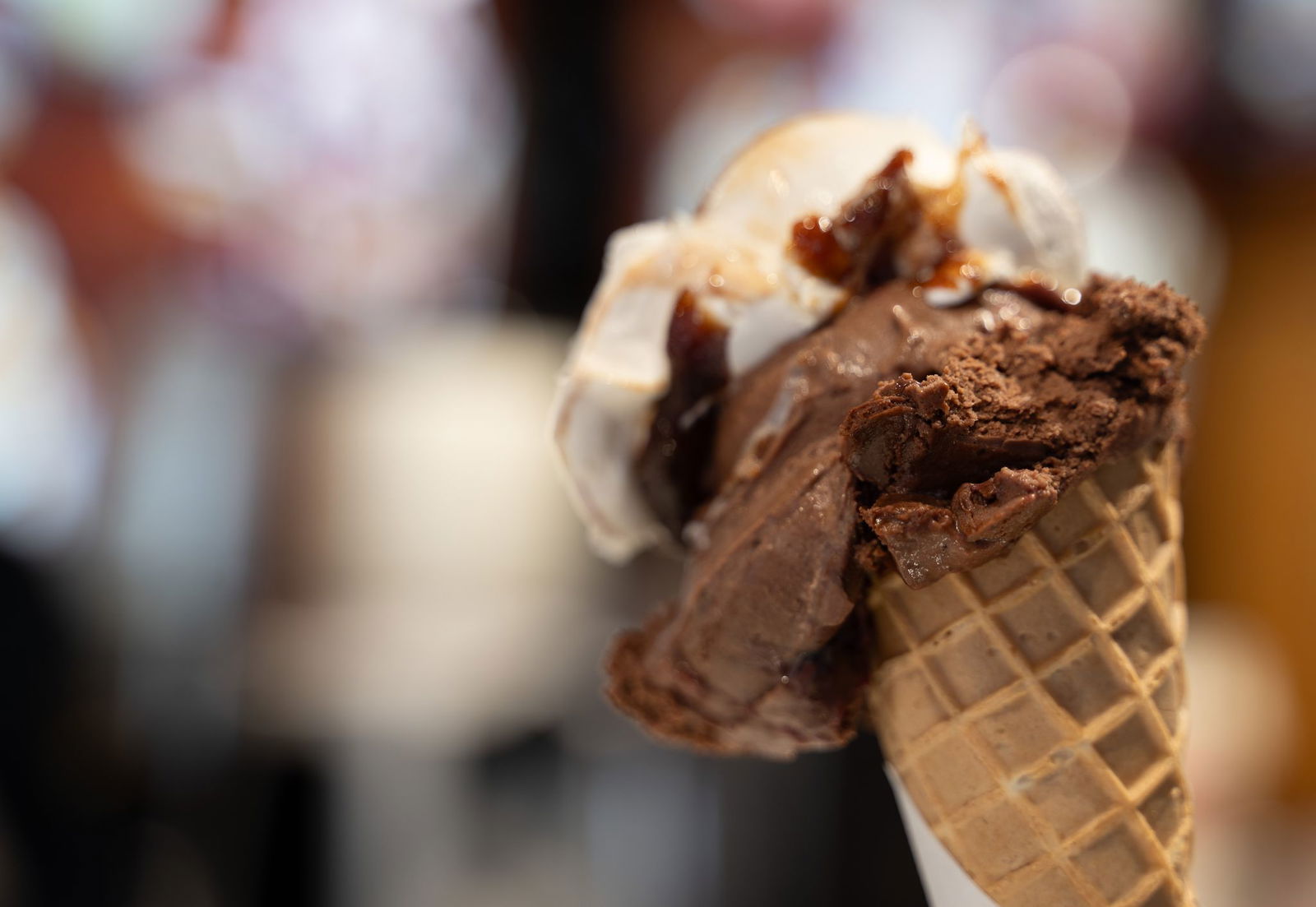 «Es ist Zeit, schnell zur Eisdiele zu gehen und ein Eis zu genießen», sagte der DWD-Meteorologe.